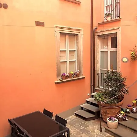 Bed & Breakfast Del Teatro 3*